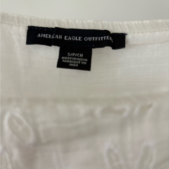 American Eagle Outfitters White Eyelet Lace Top - Picture 3 of 5